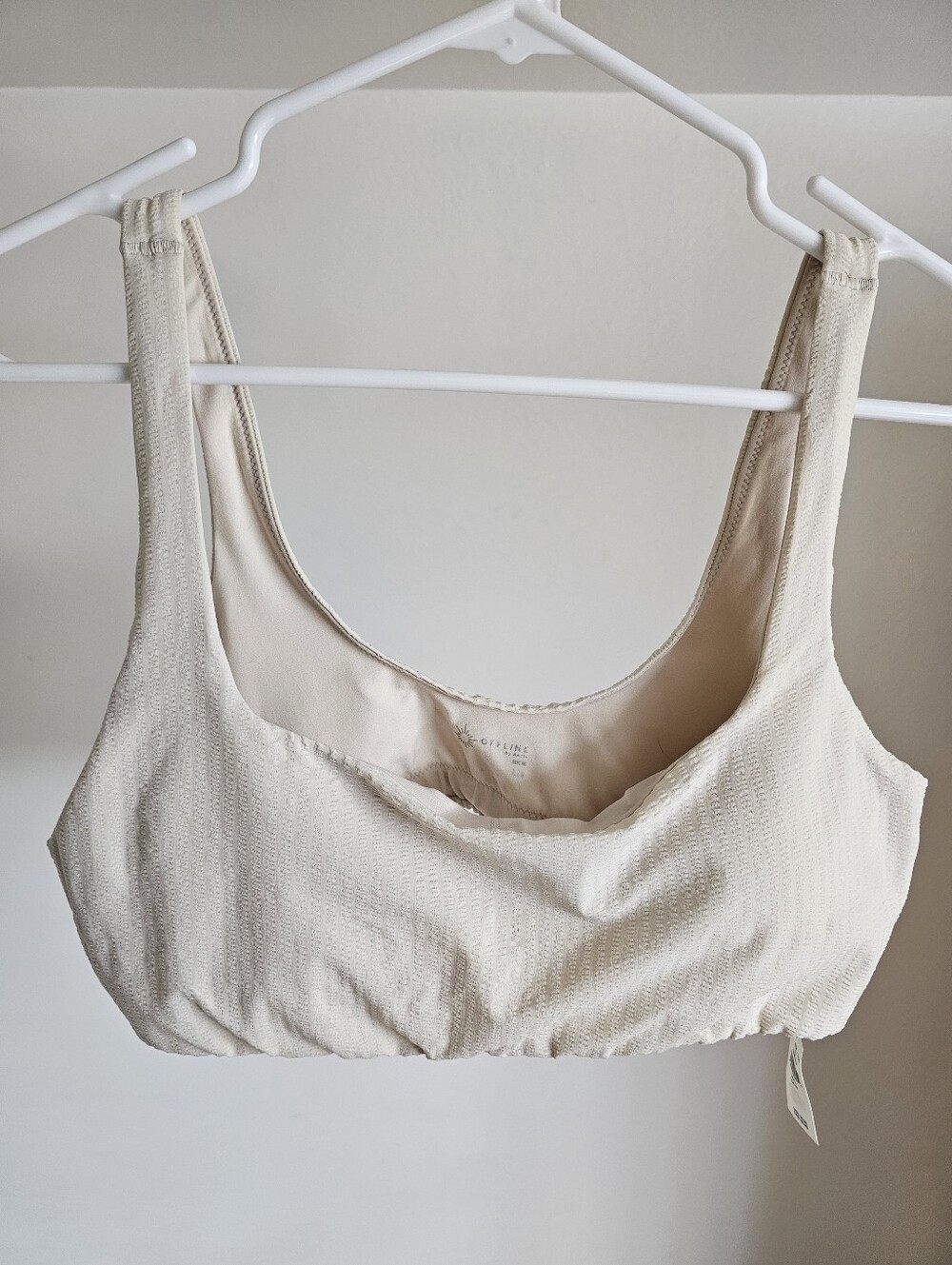 OFFLINE By Aerie Seersucker Classic Sports Bra In Cake Batter Large